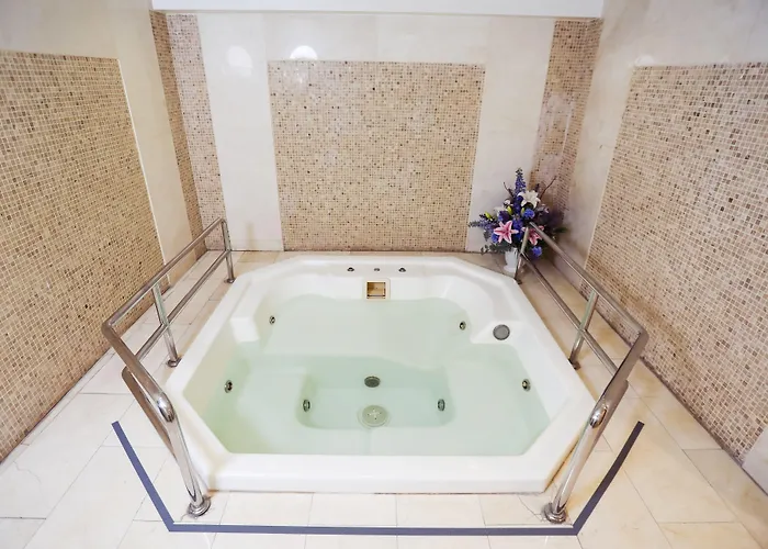 Thaisun Hotel 4*